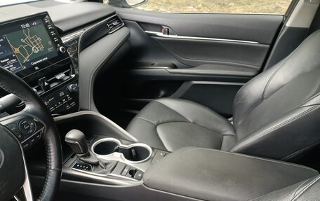 Toyota Camry, 2022 год, 3 300 000 рублей, 14 фотография