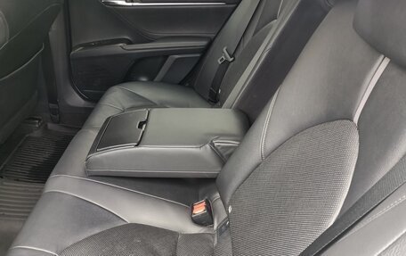 Toyota Camry, 2022 год, 3 300 000 рублей, 20 фотография