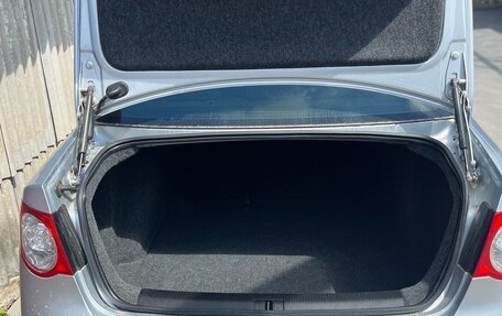 Volkswagen Jetta VI, 2010 год, 700 000 рублей, 7 фотография