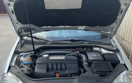 Volkswagen Jetta VI, 2010 год, 700 000 рублей, 14 фотография