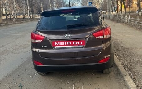 Hyundai ix35 I рестайлинг, 2014 год, 1 350 000 рублей, 2 фотография