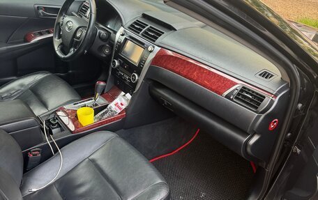 Toyota Camry, 2013 год, 1 350 000 рублей, 7 фотография