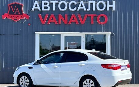 KIA Rio III рестайлинг, 2013 год, 990 000 рублей, 6 фотография