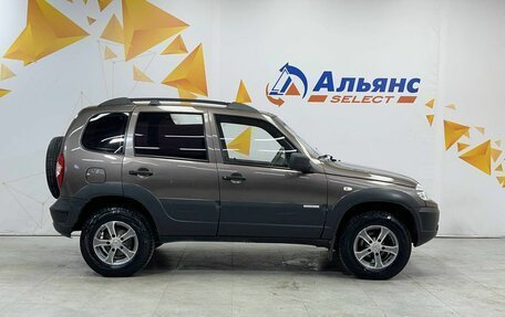 Chevrolet Niva I рестайлинг, 2014 год, 575 000 рублей, 2 фотография