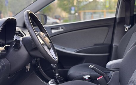 Hyundai Solaris II рестайлинг, 2012 год, 530 000 рублей, 15 фотография
