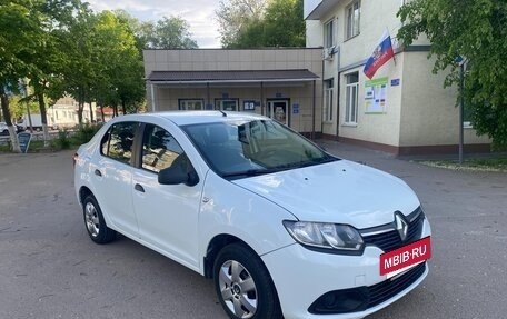 Renault Logan II, 2017 год, 637 000 рублей, 2 фотография