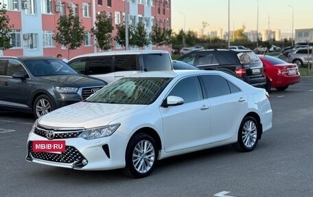 Toyota Camry, 2015 год, 1 980 000 рублей, 5 фотография