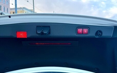 Mercedes-Benz E-Класс, 2017 год, 3 850 000 рублей, 8 фотография