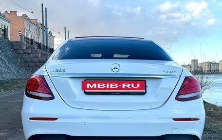 Mercedes-Benz E-Класс, 2017 год, 3 850 000 рублей, 2 фотография