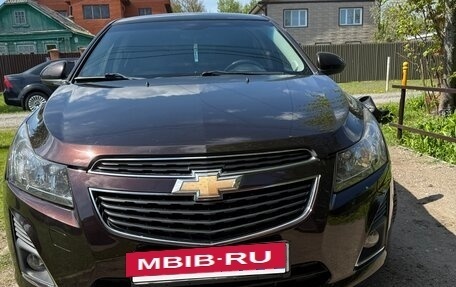 Chevrolet Cruze II, 2013 год, 980 000 рублей, 4 фотография