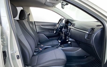 KIA Rio IV, 2018 год, 1 590 000 рублей, 15 фотография