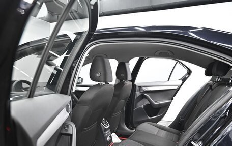 Skoda Octavia, 2015 год, 945 000 рублей, 13 фотография