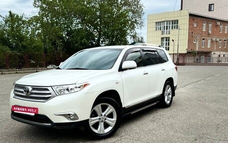 Toyota Highlander III, 2012 год, 2 450 000 рублей, 7 фотография
