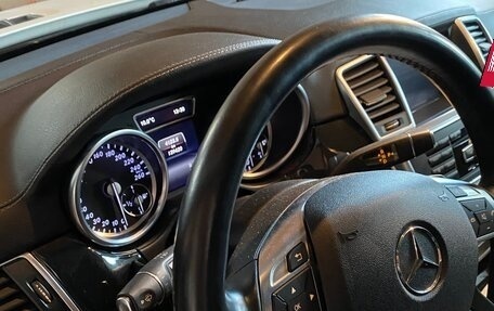 Mercedes-Benz GL-Класс, 2015 год, 3 800 000 рублей, 4 фотография