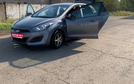 Hyundai i30 II рестайлинг, 2013 год, 960 000 рублей, 4 фотография