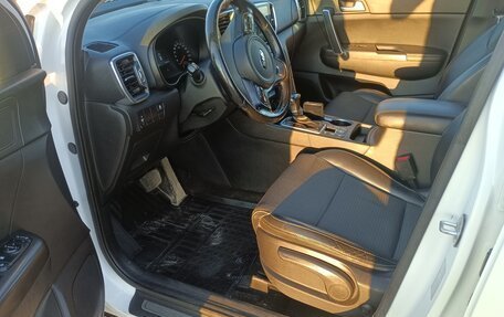 KIA Sportage IV рестайлинг, 2017 год, 1 900 000 рублей, 11 фотография
