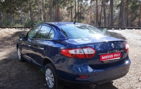 Renault Fluence I, 2011 год, 650 000 рублей, 2 фотография