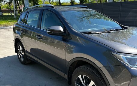 Toyota RAV4, 2016 год, 2 300 000 рублей, 3 фотография