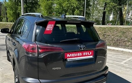 Toyota RAV4, 2016 год, 2 300 000 рублей, 6 фотография
