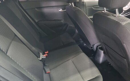 KIA Rio IV, 2018 год, 1 381 000 рублей, 10 фотография