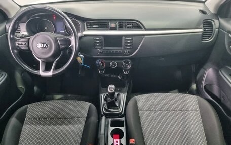 KIA Rio IV, 2018 год, 1 381 000 рублей, 11 фотография