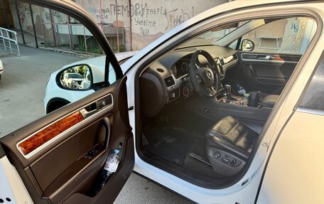 Volkswagen Touareg III, 2012 год, 2 250 000 рублей, 8 фотография