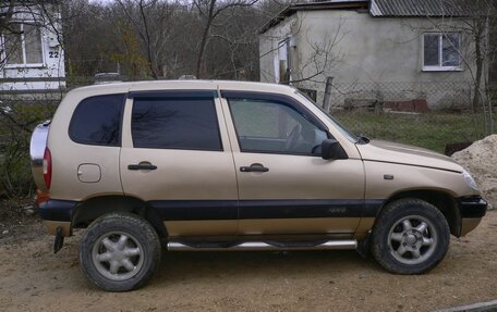 Chevrolet Niva I рестайлинг, 2004 год, 220 000 рублей, 4 фотография