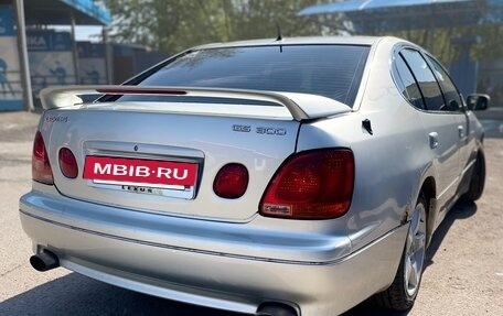 Lexus GS II рестайлинг, 2003 год, 650 000 рублей, 2 фотография