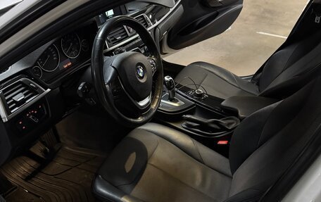 BMW 3 серия, 2017 год, 2 100 000 рублей, 9 фотография