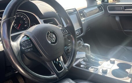 Volkswagen Touareg III, 2013 год, 2 370 000 рублей, 4 фотография