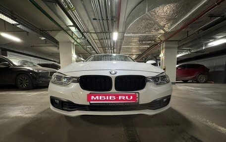 BMW 3 серия, 2017 год, 2 100 000 рублей, 14 фотография