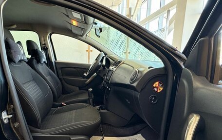 Renault Logan II, 2015 год, 649 000 рублей, 11 фотография