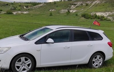 Opel Astra J, 2010 год, 720 000 рублей, 1 фотография