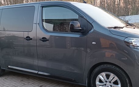Peugeot Traveller I, 2020 год, 3 400 000 рублей, 1 фотография