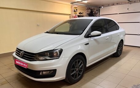 Volkswagen Polo VI (EU Market), 2016 год, 1 050 000 рублей, 1 фотография