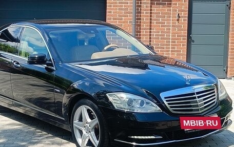 Mercedes-Benz S-Класс, 2009 год, 1 620 000 рублей, 2 фотография