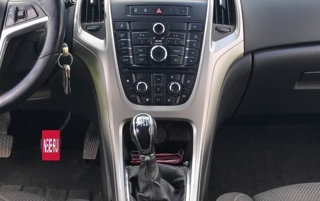 Opel Astra J, 2010 год, 720 000 рублей, 6 фотография