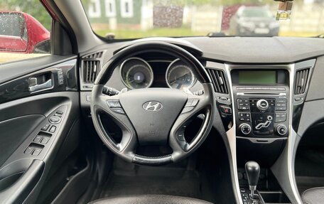 Hyundai Sonata VI, 2011 год, 1 350 000 рублей, 17 фотография