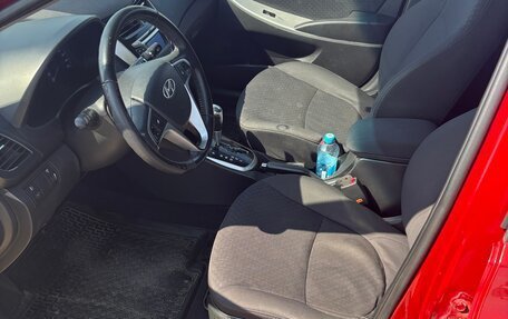 Hyundai Solaris II рестайлинг, 2012 год, 900 000 рублей, 9 фотография
