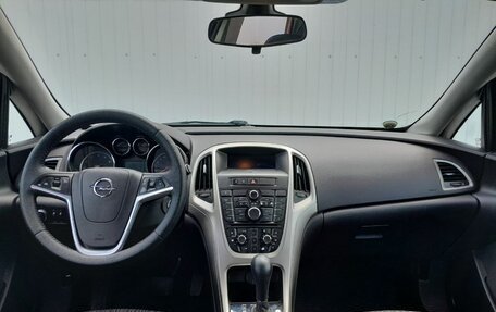 Opel Astra J, 2010 год, 799 000 рублей, 11 фотография