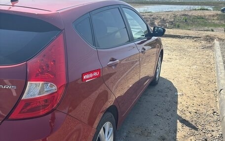 Hyundai Solaris II рестайлинг, 2012 год, 900 000 рублей, 6 фотография
