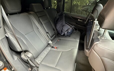 Lexus LX, 2023 год, 13 799 999 рублей, 13 фотография
