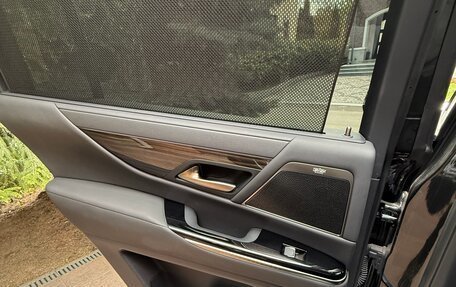 Lexus LX, 2023 год, 13 799 999 рублей, 33 фотография