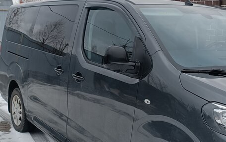 Peugeot Traveller I, 2020 год, 3 400 000 рублей, 4 фотография