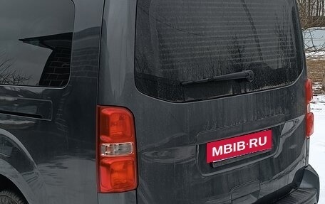 Peugeot Traveller I, 2020 год, 3 400 000 рублей, 6 фотография