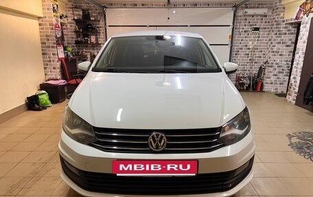 Volkswagen Polo VI (EU Market), 2016 год, 1 050 000 рублей, 2 фотография