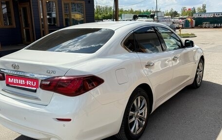 Infiniti Q70 I, 2015 год, 2 350 000 рублей, 9 фотография
