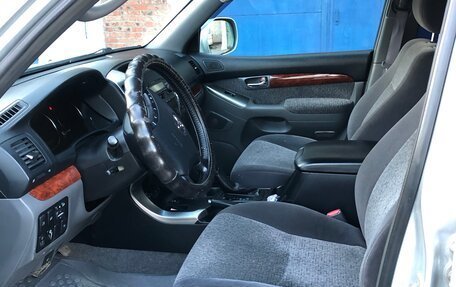 Toyota Land Cruiser Prado 120 рестайлинг, 2008 год, 1 610 000 рублей, 5 фотография