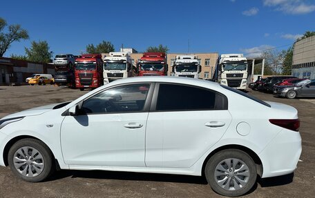 KIA Rio IV, 2019 год, 1 445 000 рублей, 8 фотография