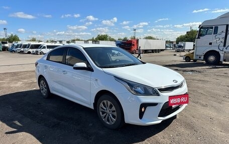 KIA Rio IV, 2019 год, 1 445 000 рублей, 3 фотография